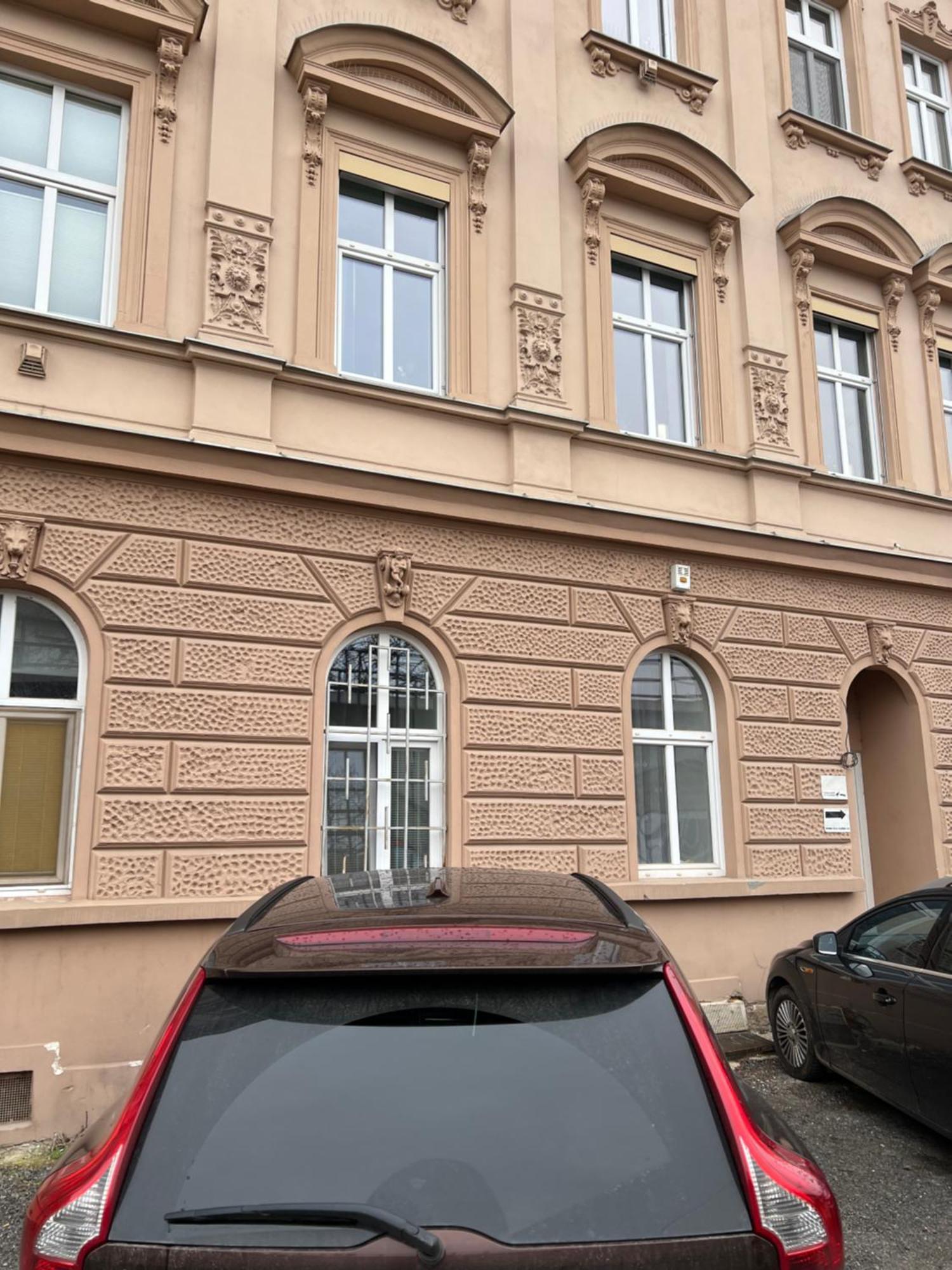 Apartment Plus Parking Брно Экстерьер фото